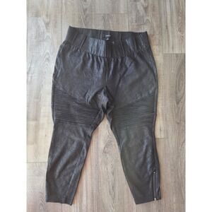 Torrid Pants Studio Ponte Moto Slim Fix Pixie Motorcycle Black Size 2 Zip Ankle